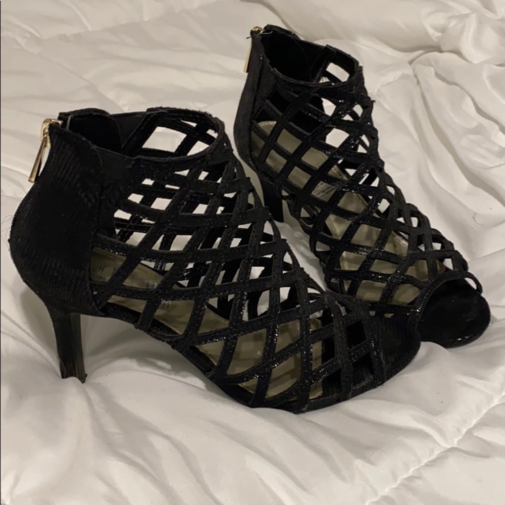 Black cutout high heels